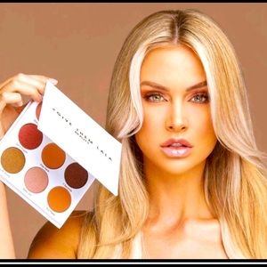 Give Them Lala Eye Palette